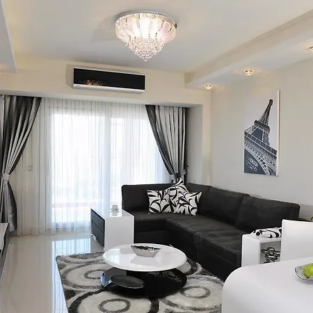 アパートホテル Alanya Azura Family Style *